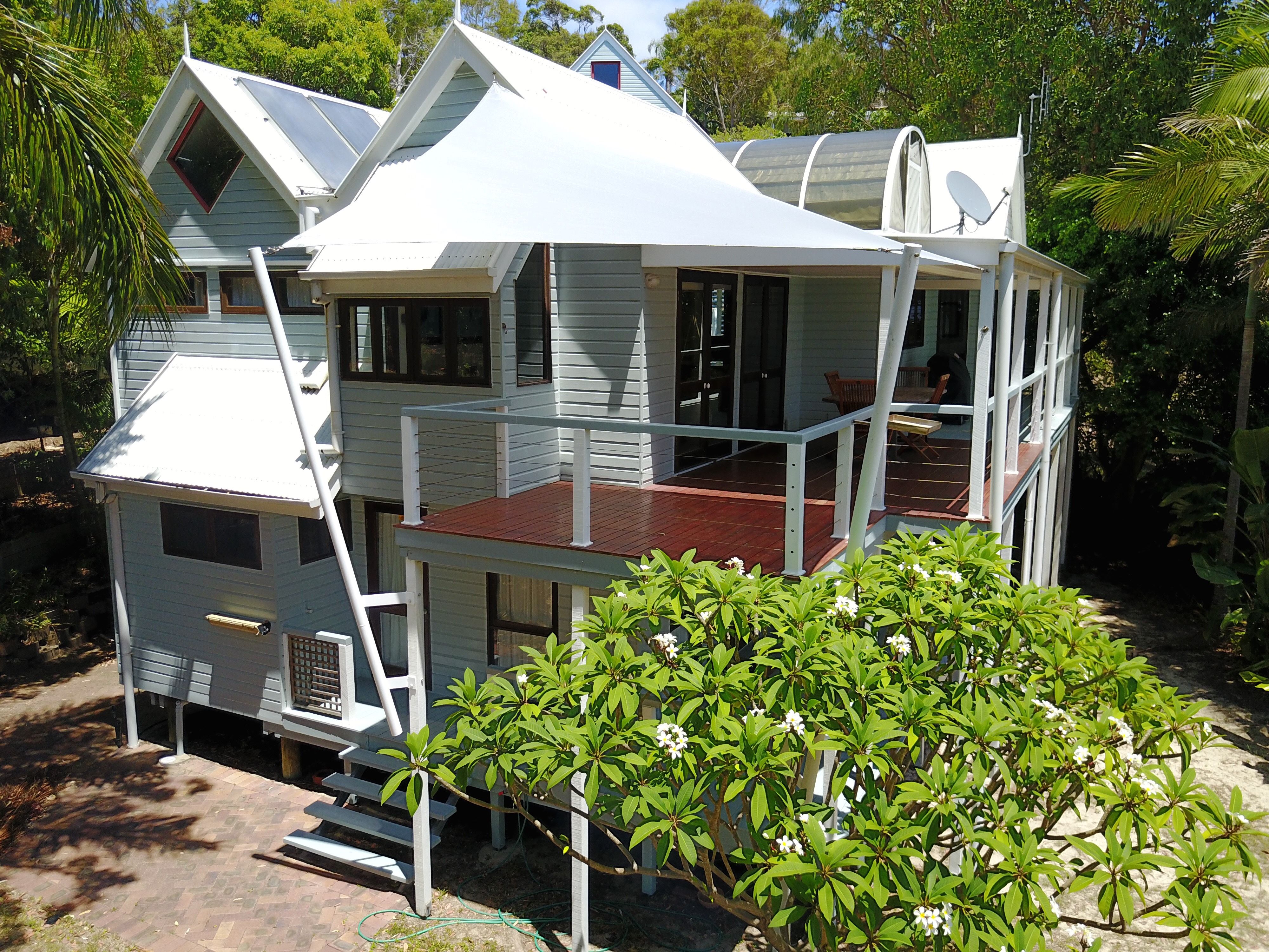 77 Tramican Street, Point Lookout, QLD 4183