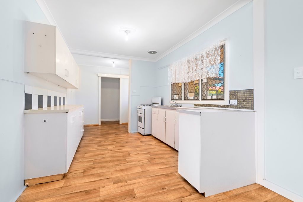 19 Howes Street, Rangeway, WA 6530
