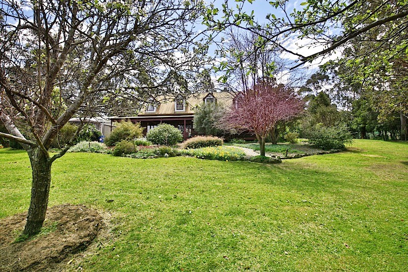 889c Illaroo Road, Tapitallee, NSW 2540
