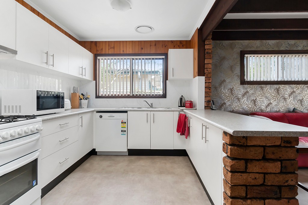 28 Hermitage Crescent, Cartwright, NSW 2168