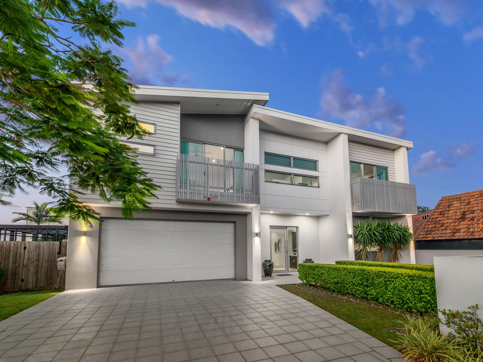 9 Cawmore Road, Hawthorne QLD 4171