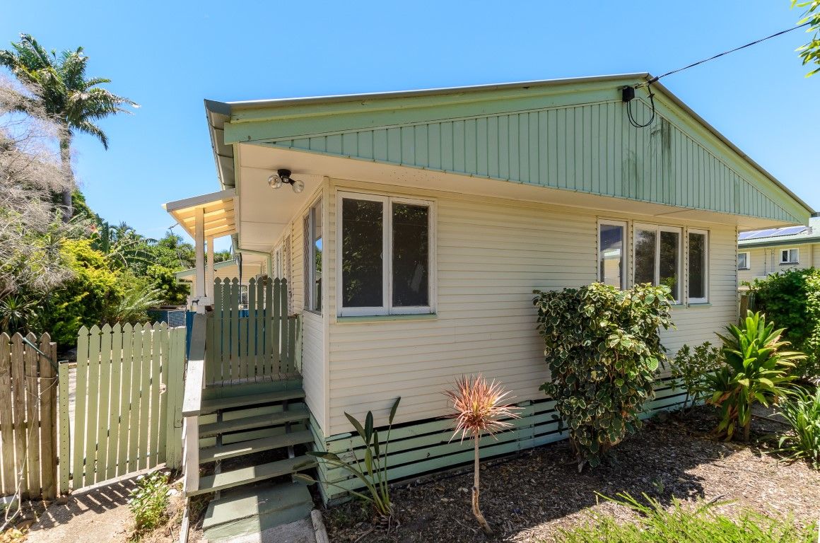 64 Wood Street, Barney Point, QLD 4680