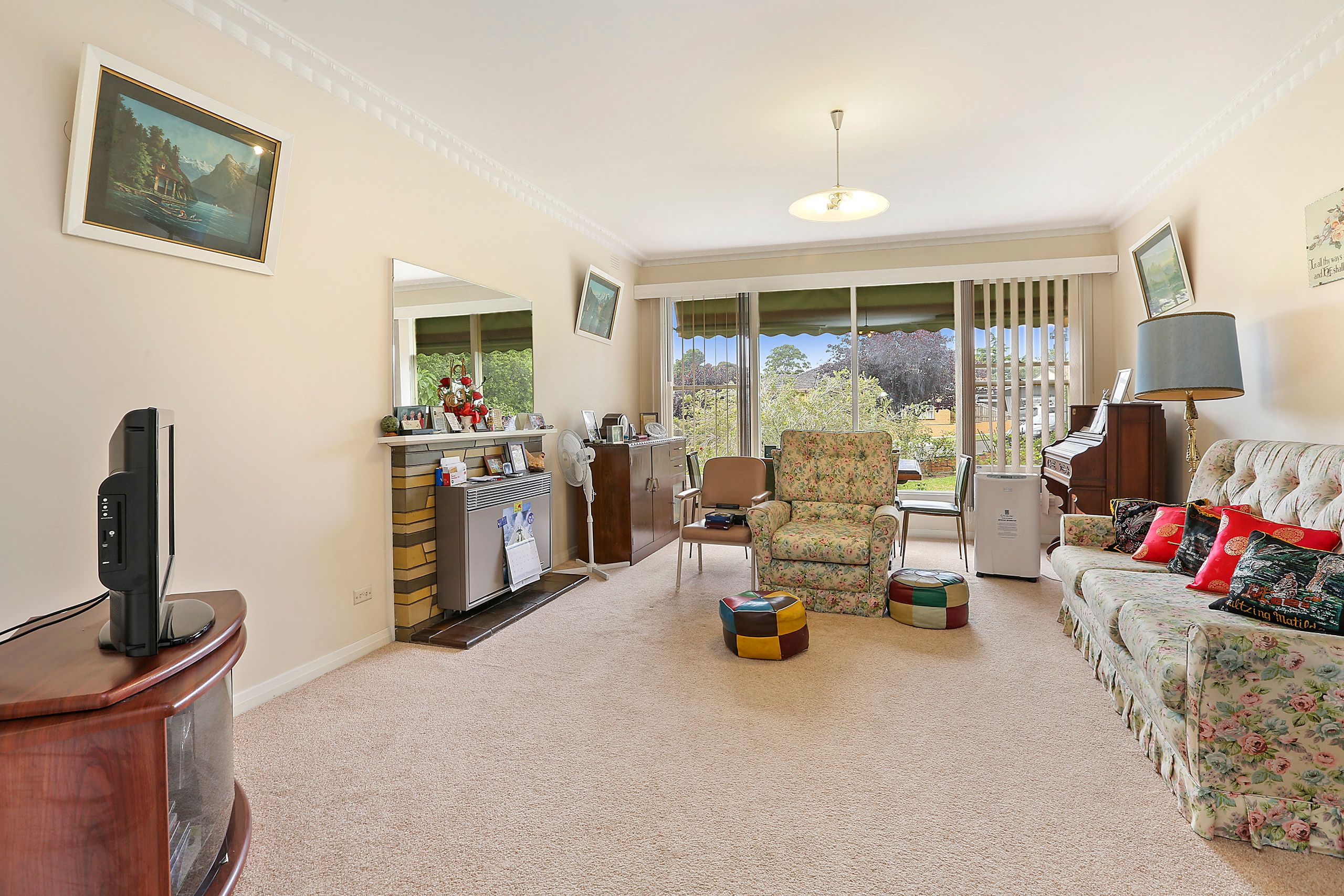4 Montgomery Avenue, Hamlyn Heights, VIC 3215