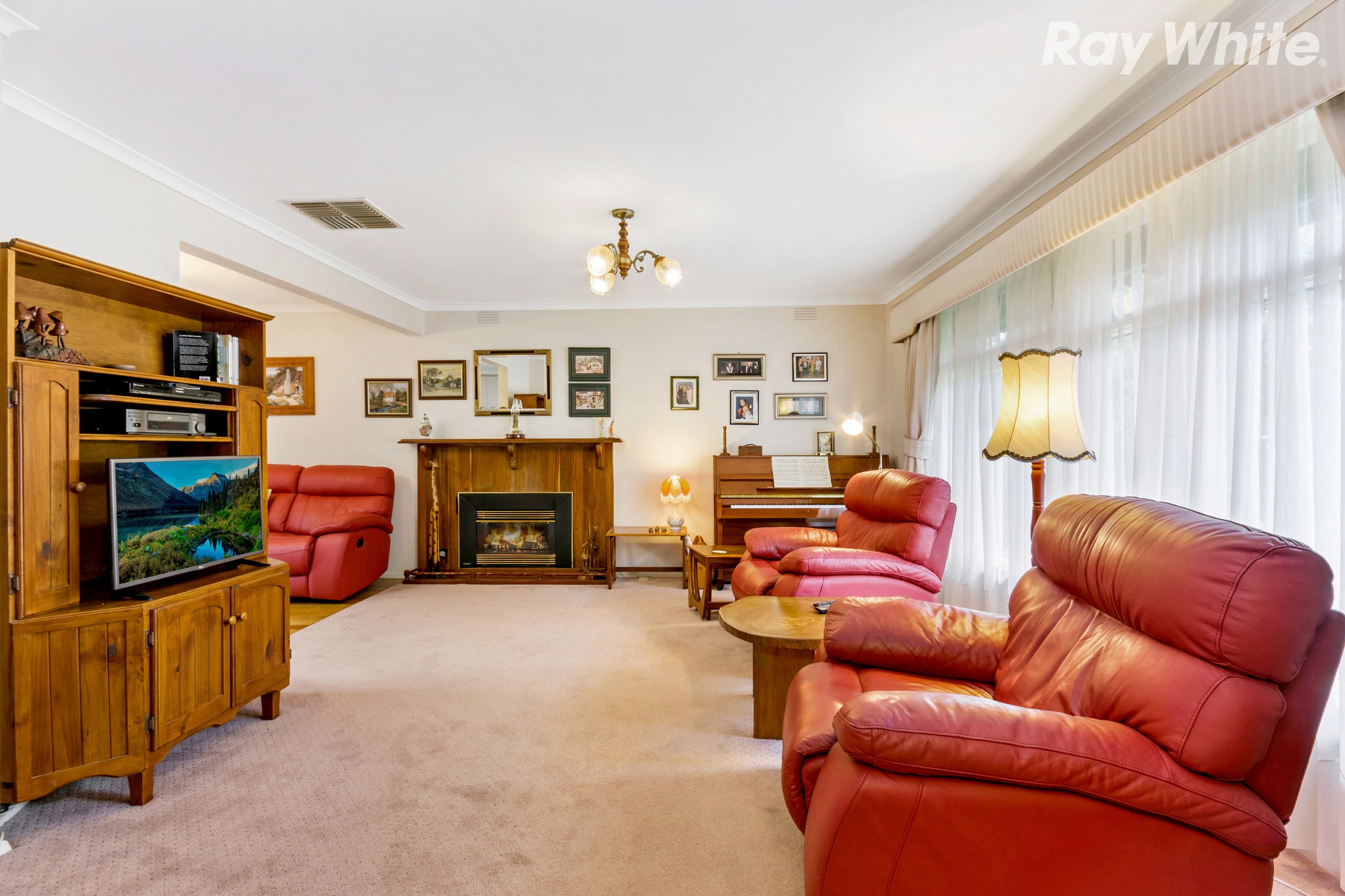 2 Piper Road, Ferntree Gully, VIC 3156