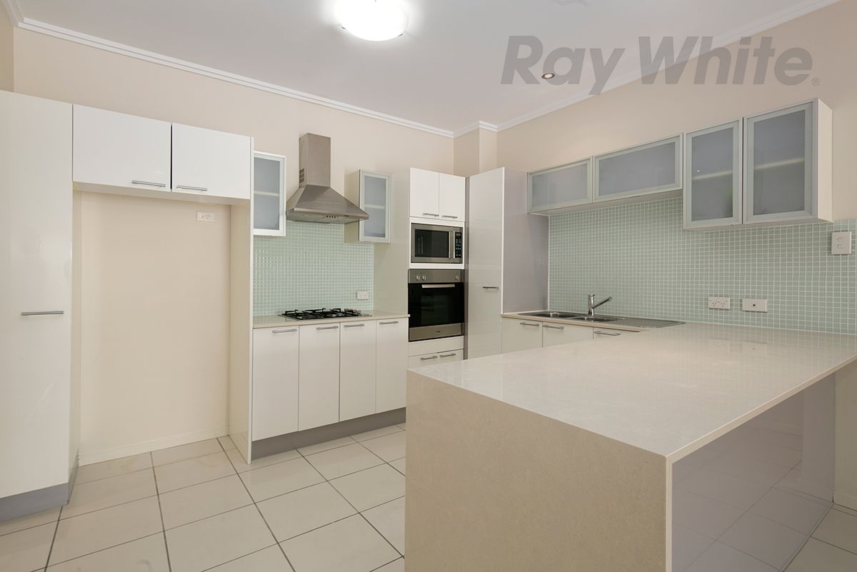30-34 Sanders Street, Upper Mount Gravatt QLD 4122