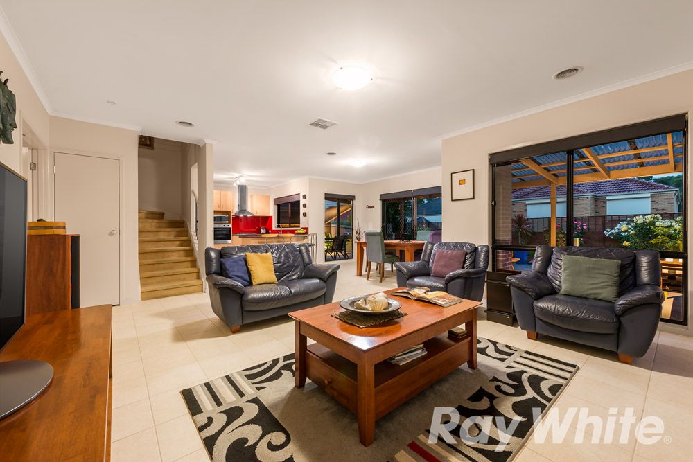 24 Whitehall Terrace, Ferntree Gully, VIC 3156