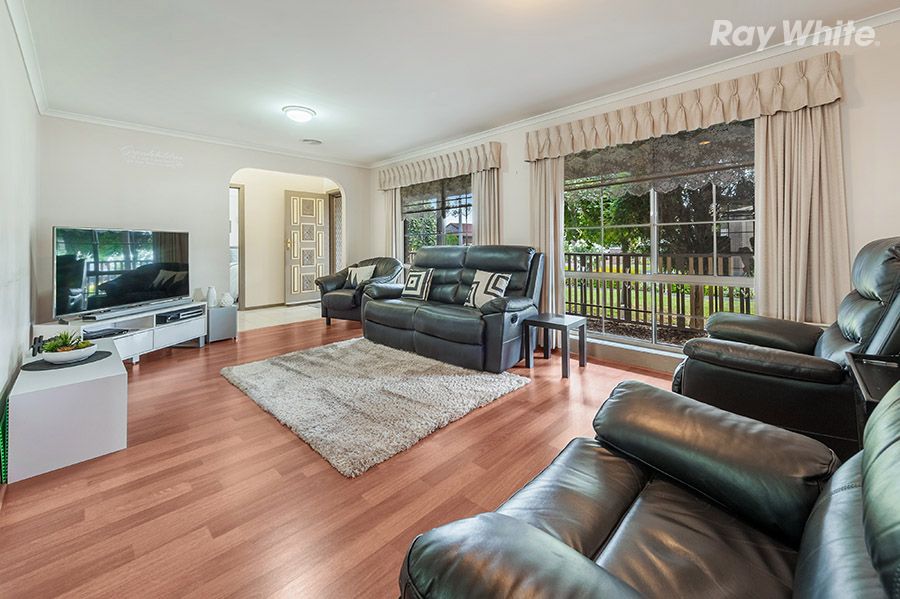 15 Westleigh Court, Mill Park, VIC 3082