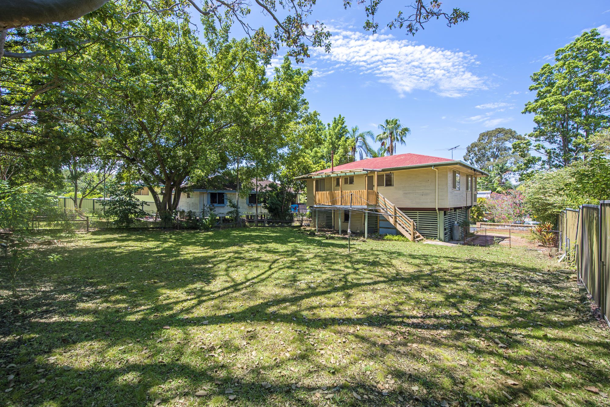 19 Ash Avenue, Woodridge, QLD 4114
