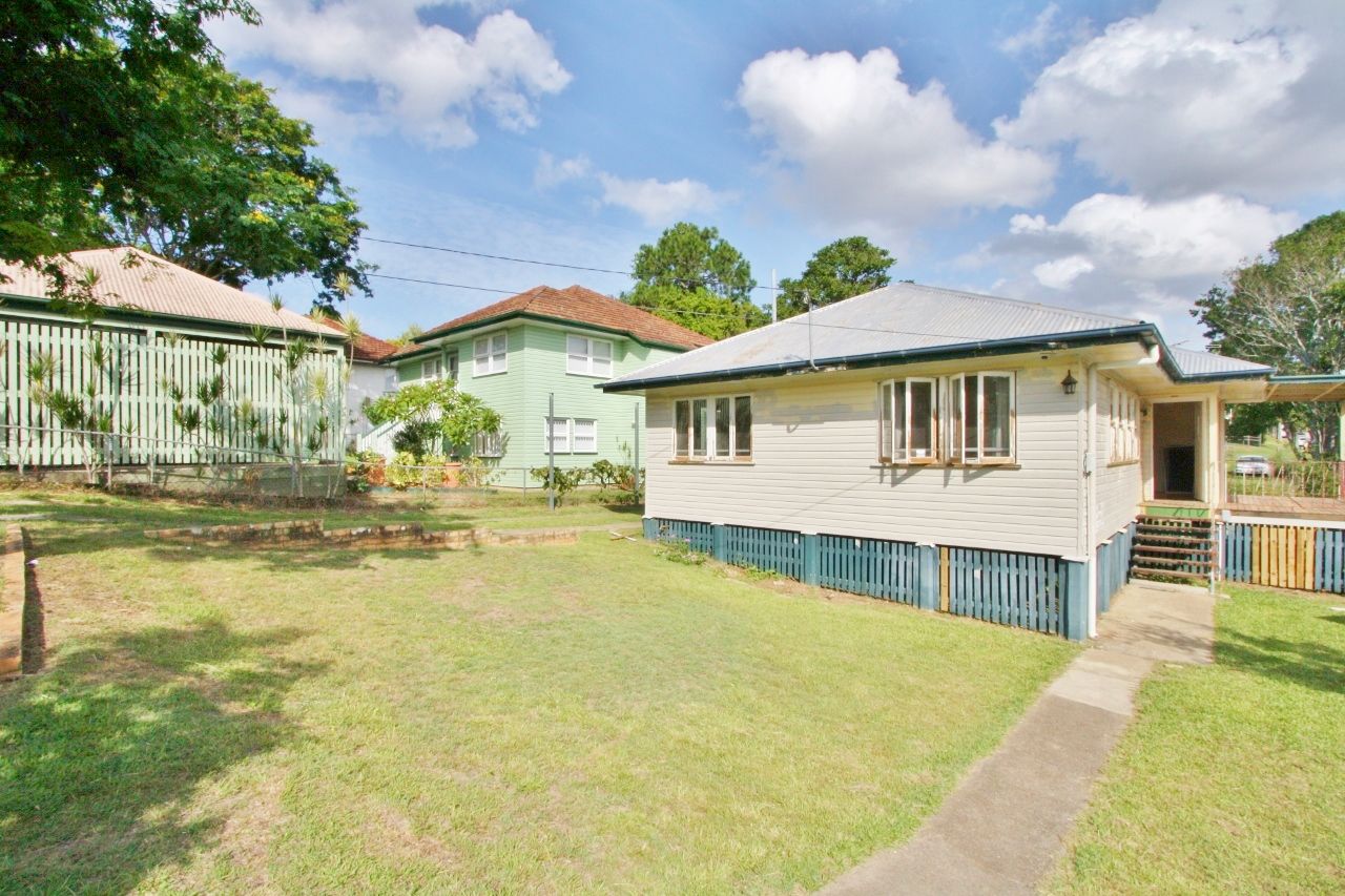 15 Steele Street, Holland Park, QLD 4121