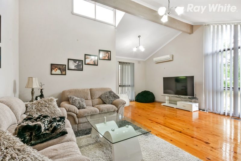 6 Mariposa Court, Wantirna South, VIC 3152