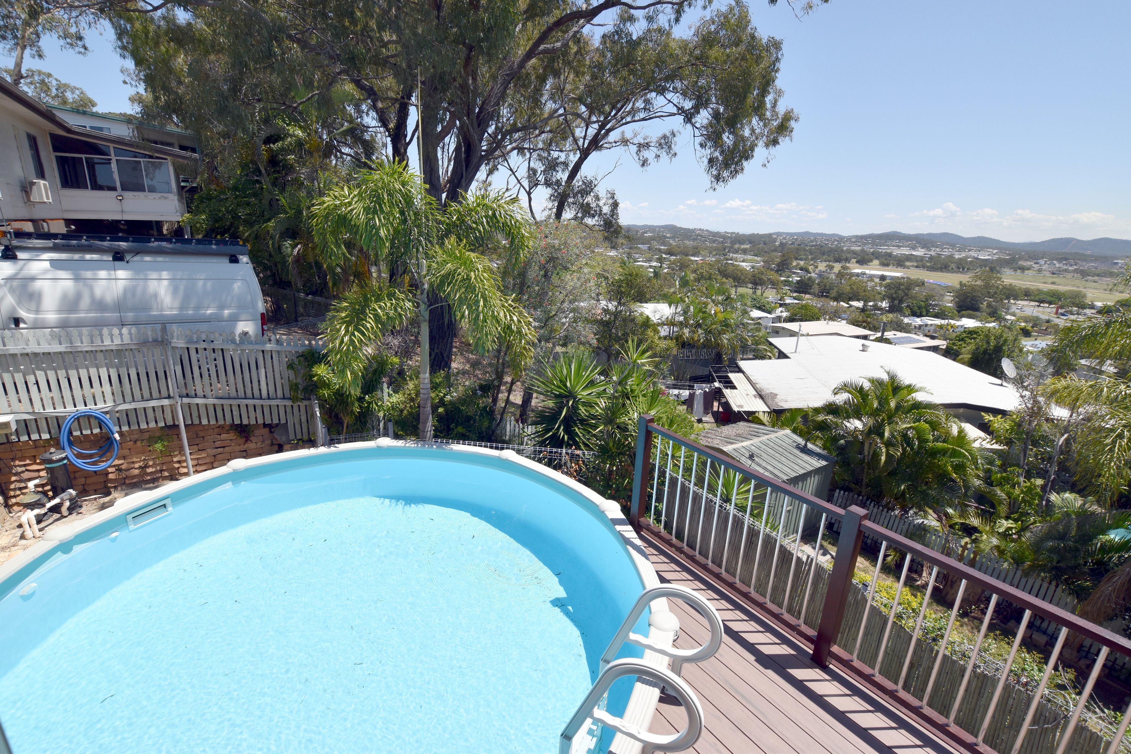 9 Rigby Crescent, West Gladstone, QLD 4680