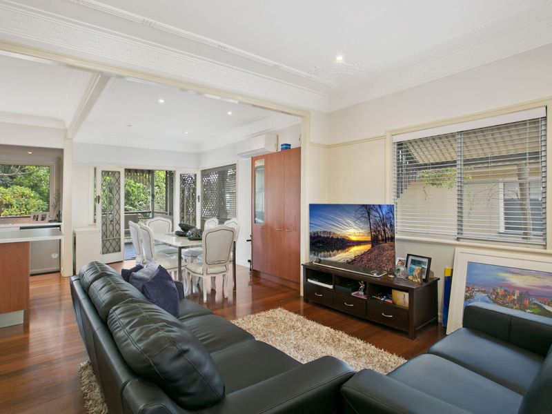 26 Heidelberg Street, East Brisbane, QLD 4169