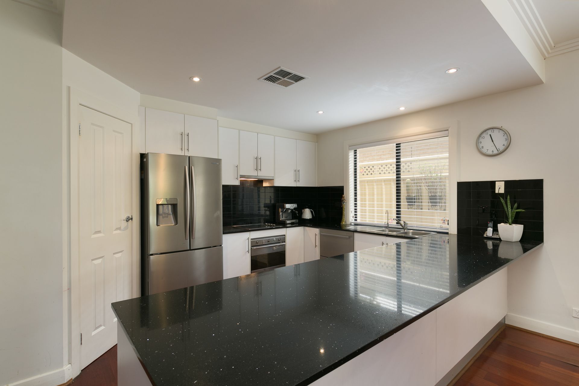 9 Oakmont Crescent, Novar Gardens, SA 5040