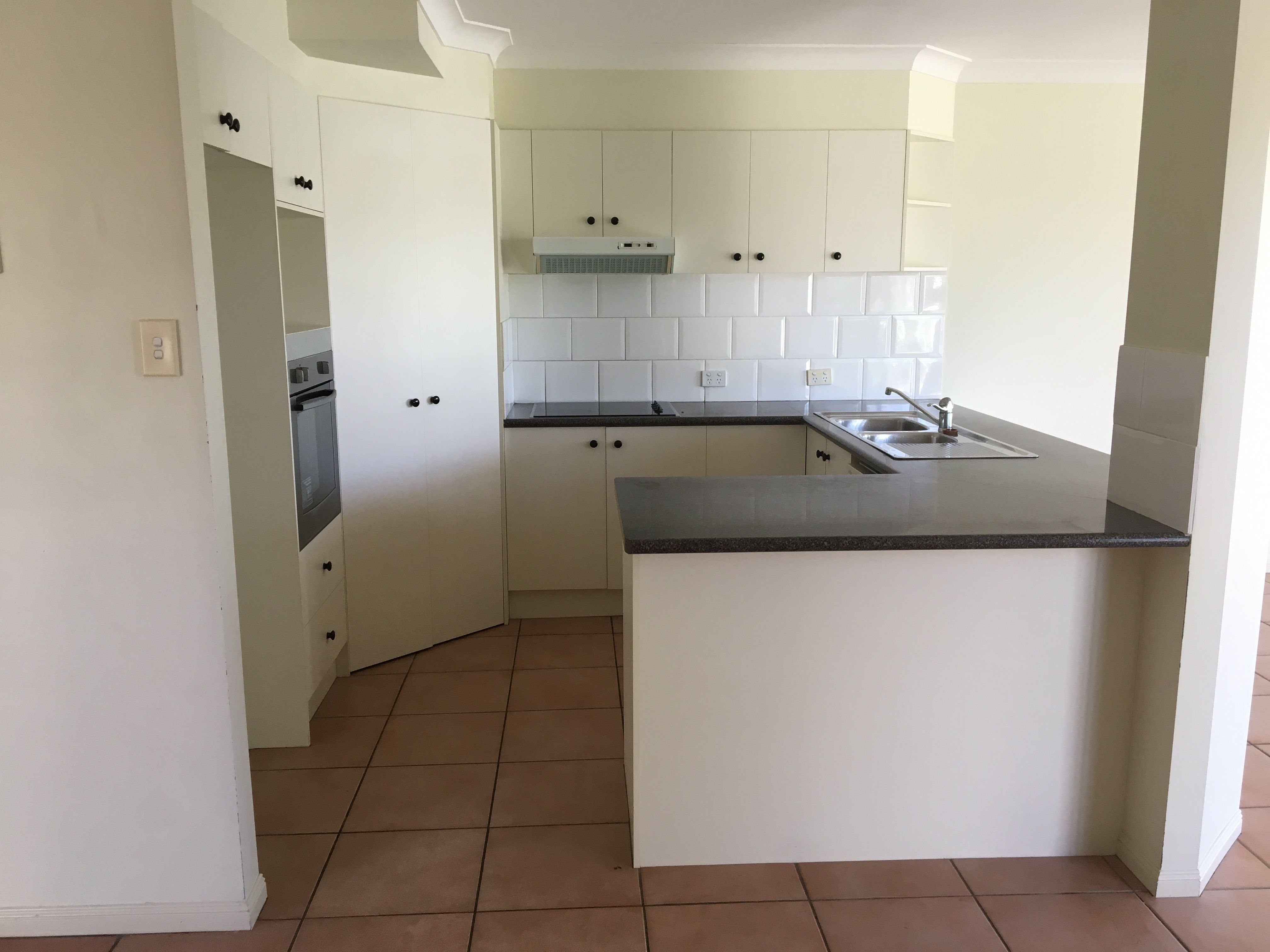 2/45 Markham Avenue, Runaway Bay, QLD 4216