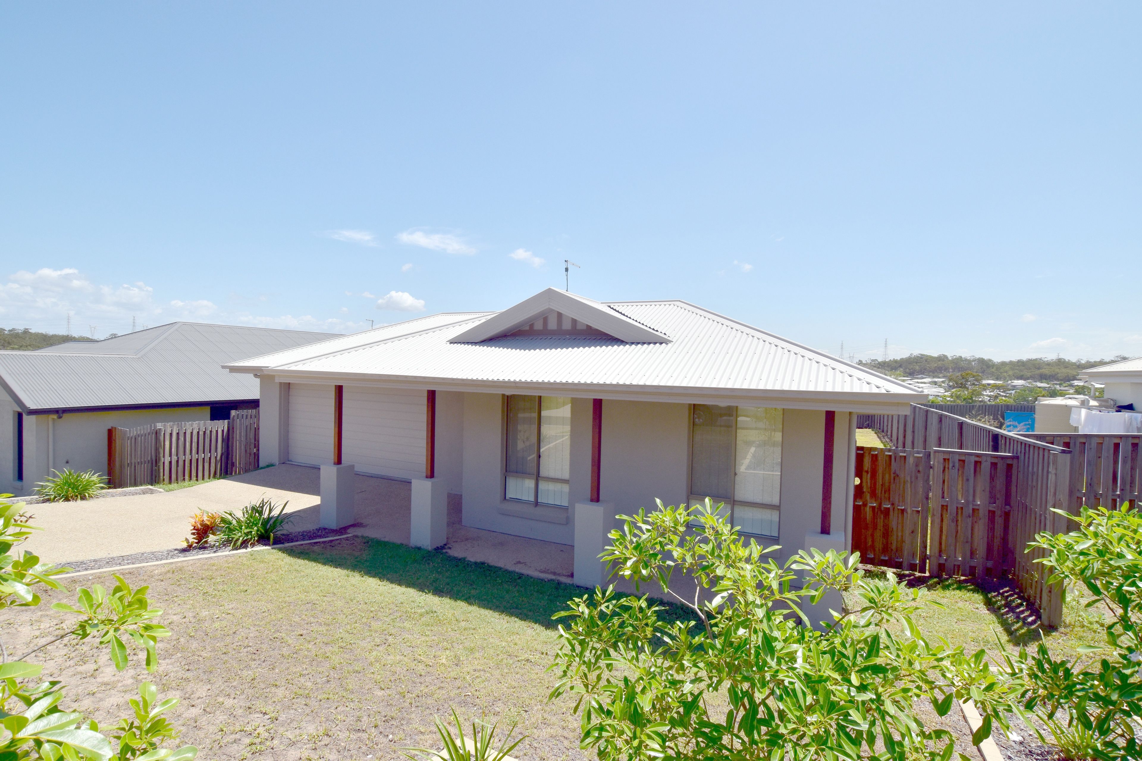 22 Cornforth Crescent, Kirkwood, QLD 4680