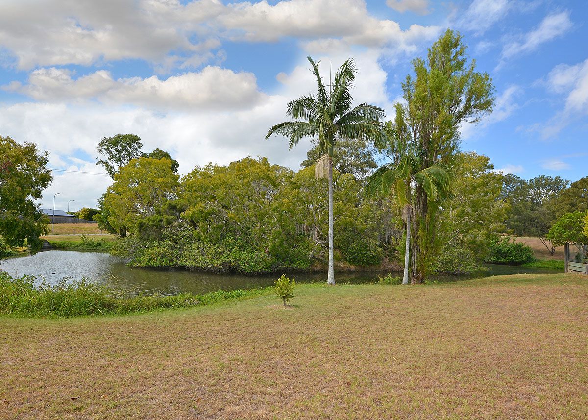 5 Lakeside Court, Torquay, QLD 4655