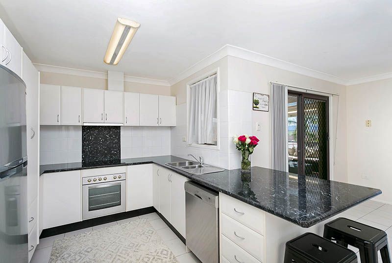 51 Church Street, Albion Park, NSW 2527