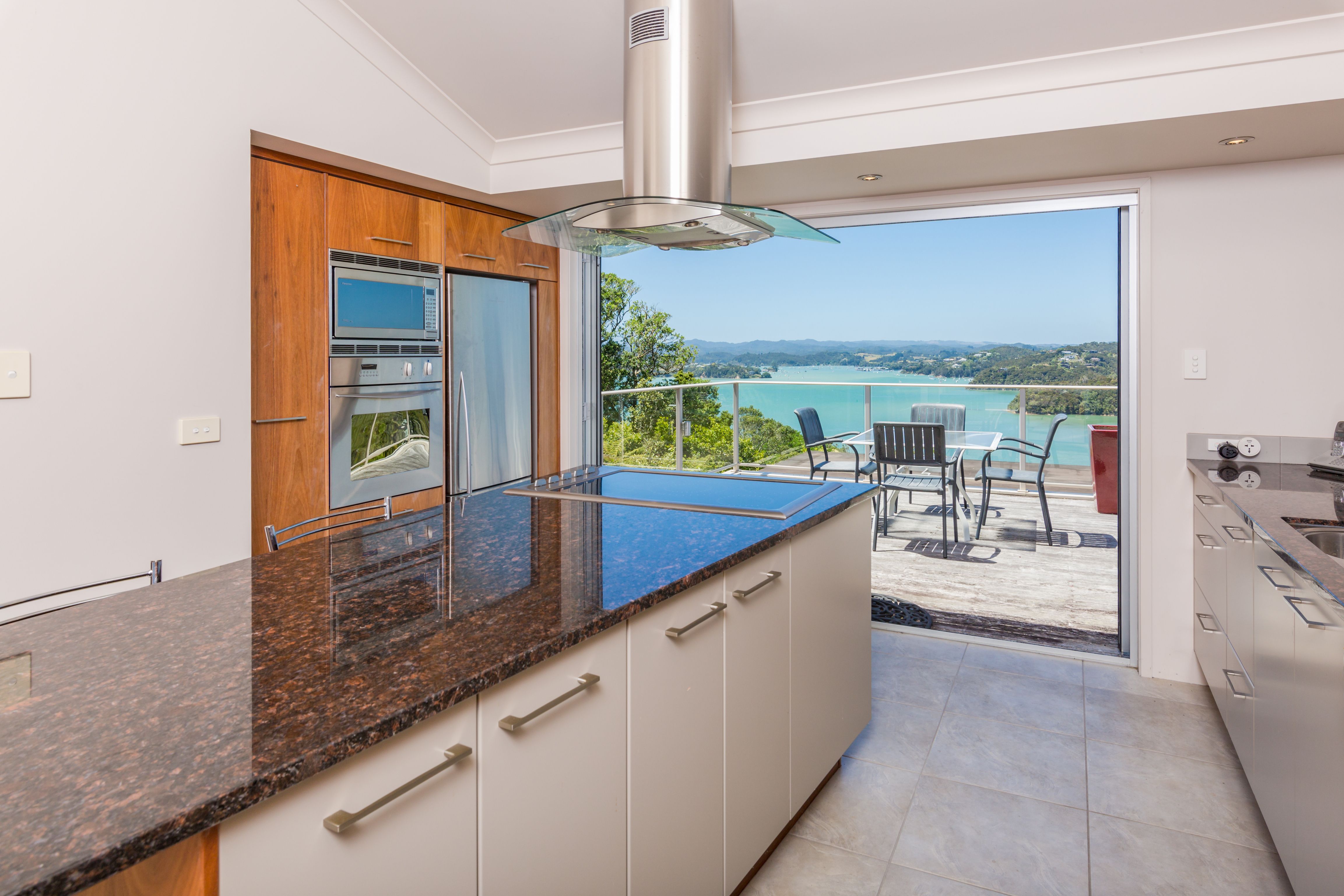 16 Panorama (Binnie) Street, Paihia, Far North District