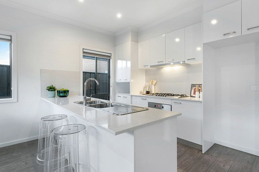 7 Pembury Street, Craigieburn, VIC 3064