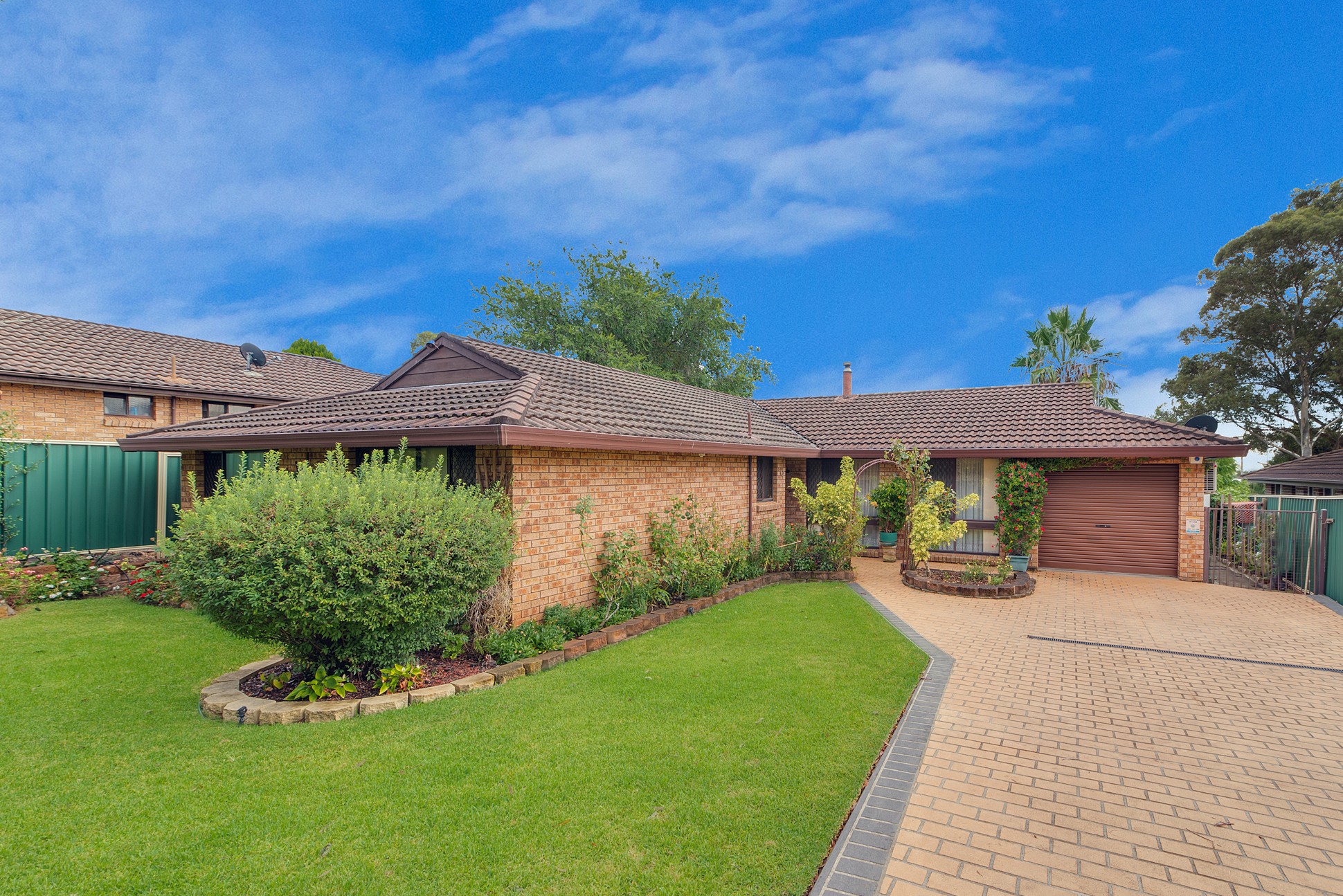 16 Alabaster Place, Eagle Vale, NSW 2558