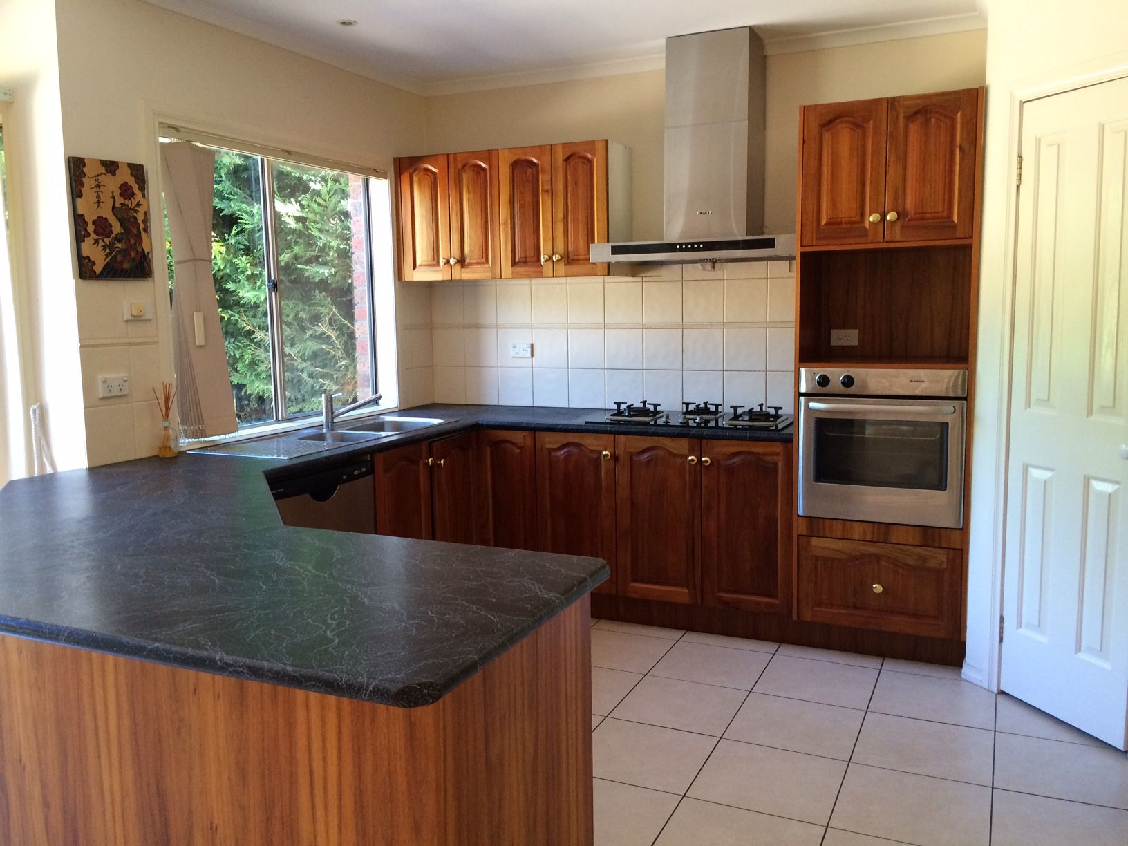 6 Pleasant Close, Mill Park, VIC 3082