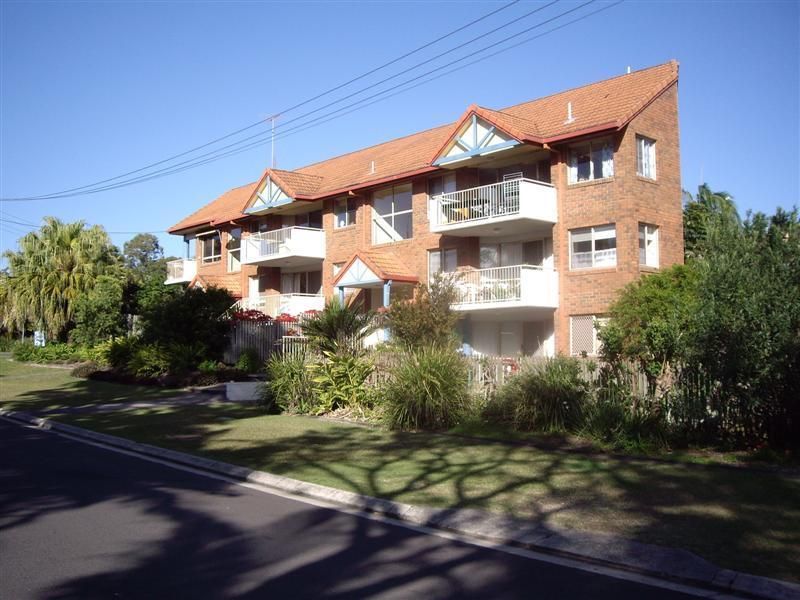 3/2 Camfield Street, Alexandra Headland, QLD 4572
