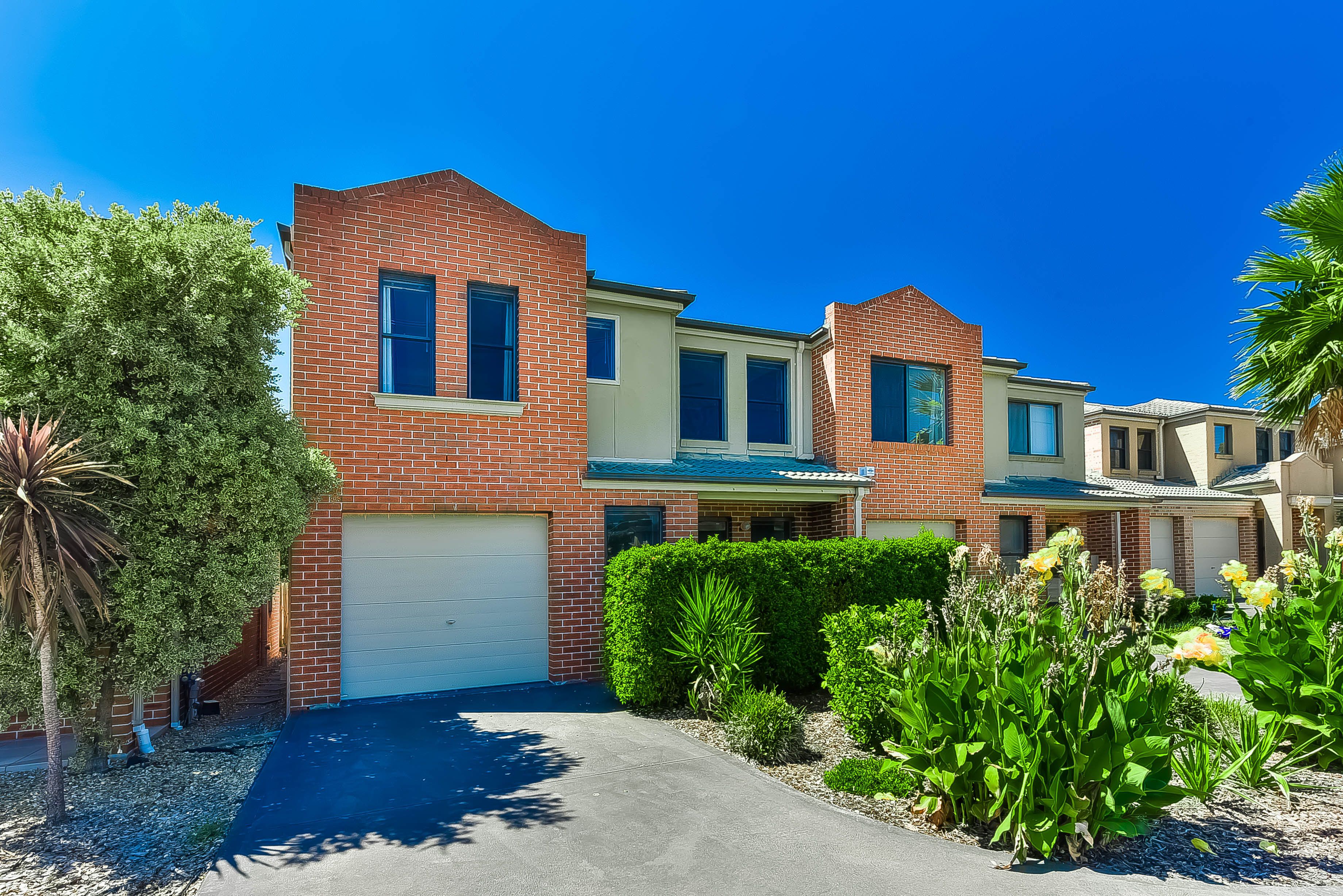 20 Magento Place
