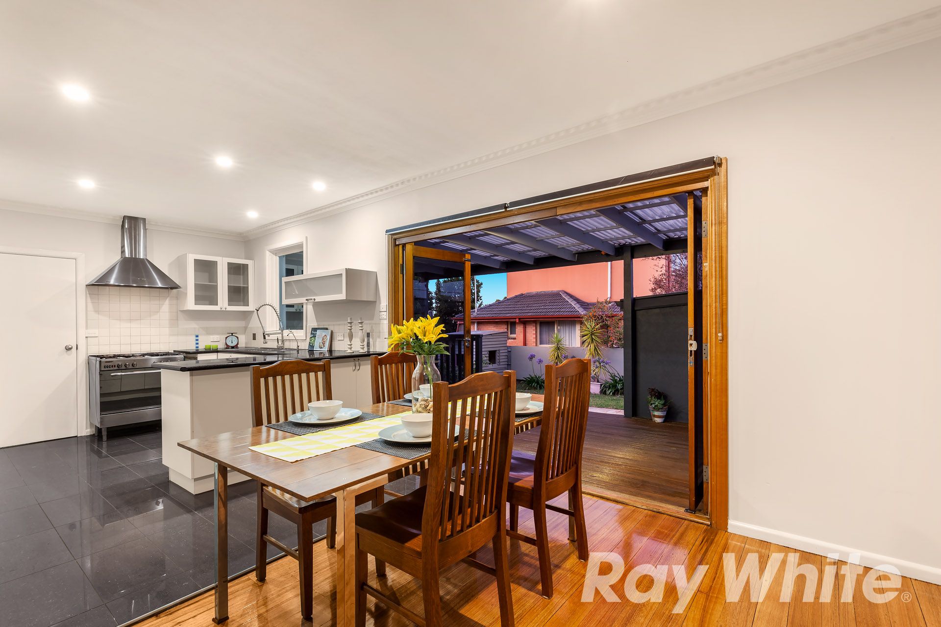 73 Hawthorn Road, Forest Hill, VIC 3131