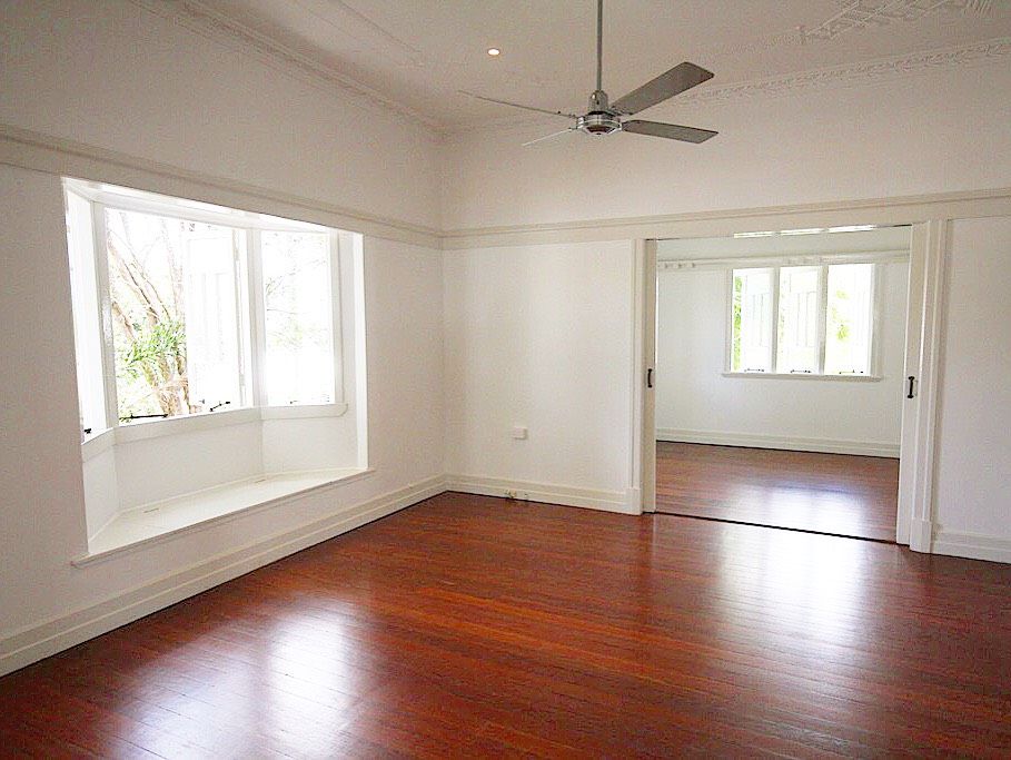 8 Hipwood Street, Norman Park, QLD 4170