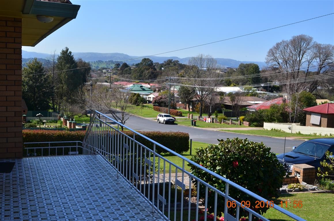 85 Broughton Street, Tumut, NSW 2720