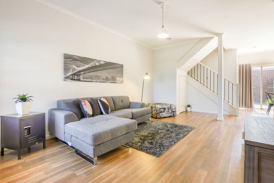 1/8 Moffatt Crescent, Hoppers Crossing, VIC 3029