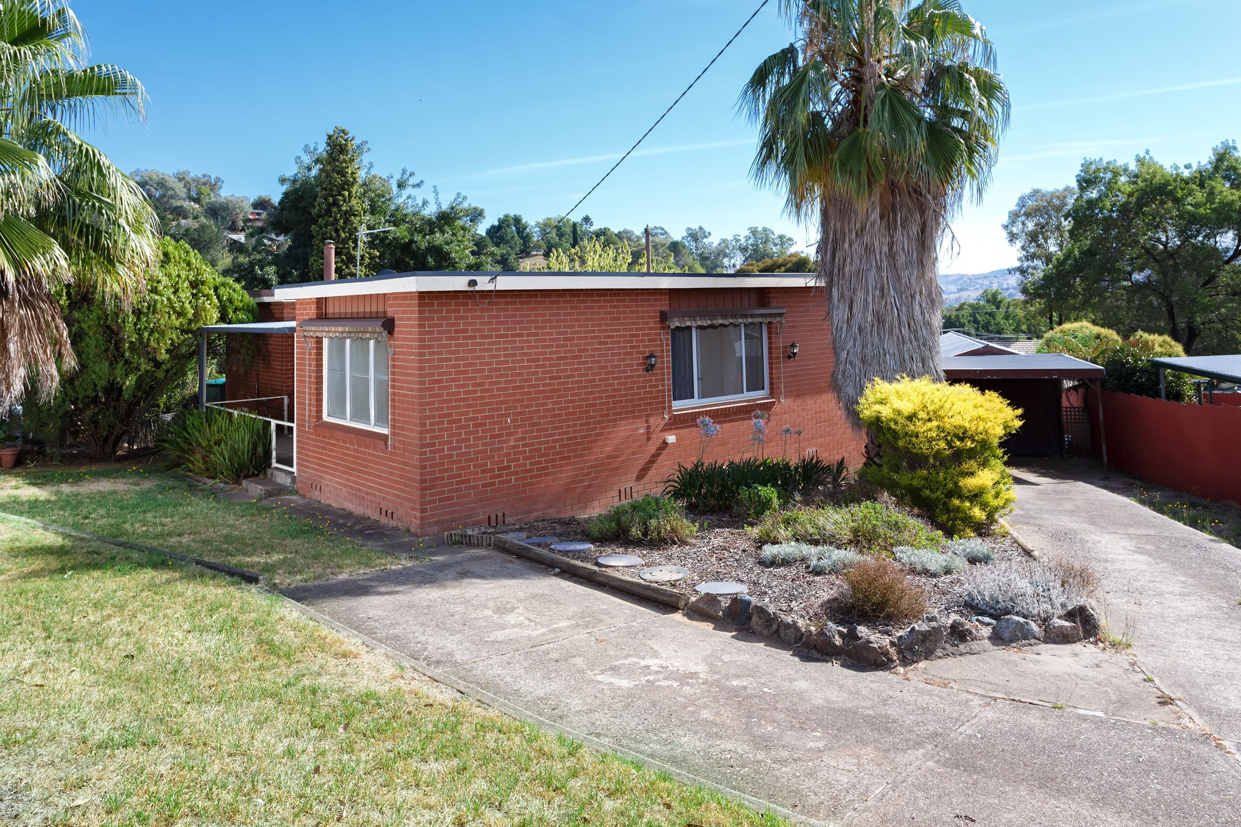11 Kinred Street, Tumut, NSW 2720