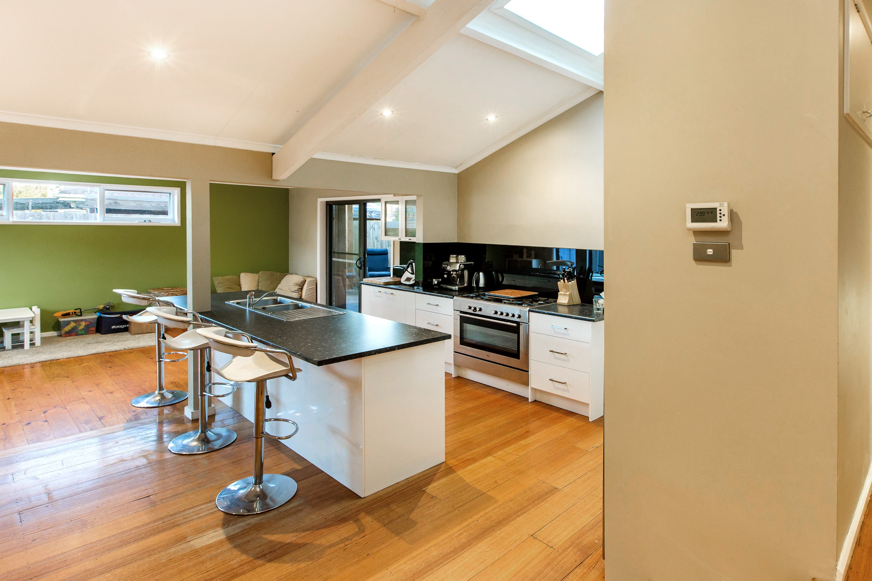 53 Lucerne Crescent, Frankston, VIC 3199