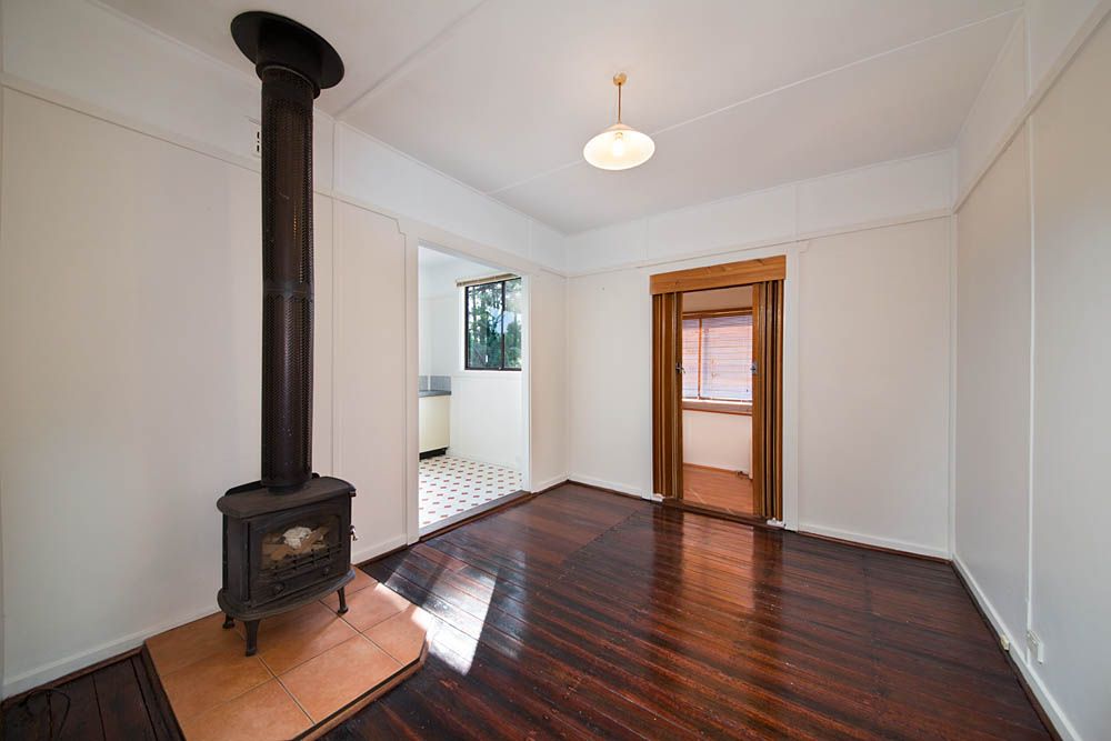 8 Row Street, Blackheath, NSW 2785