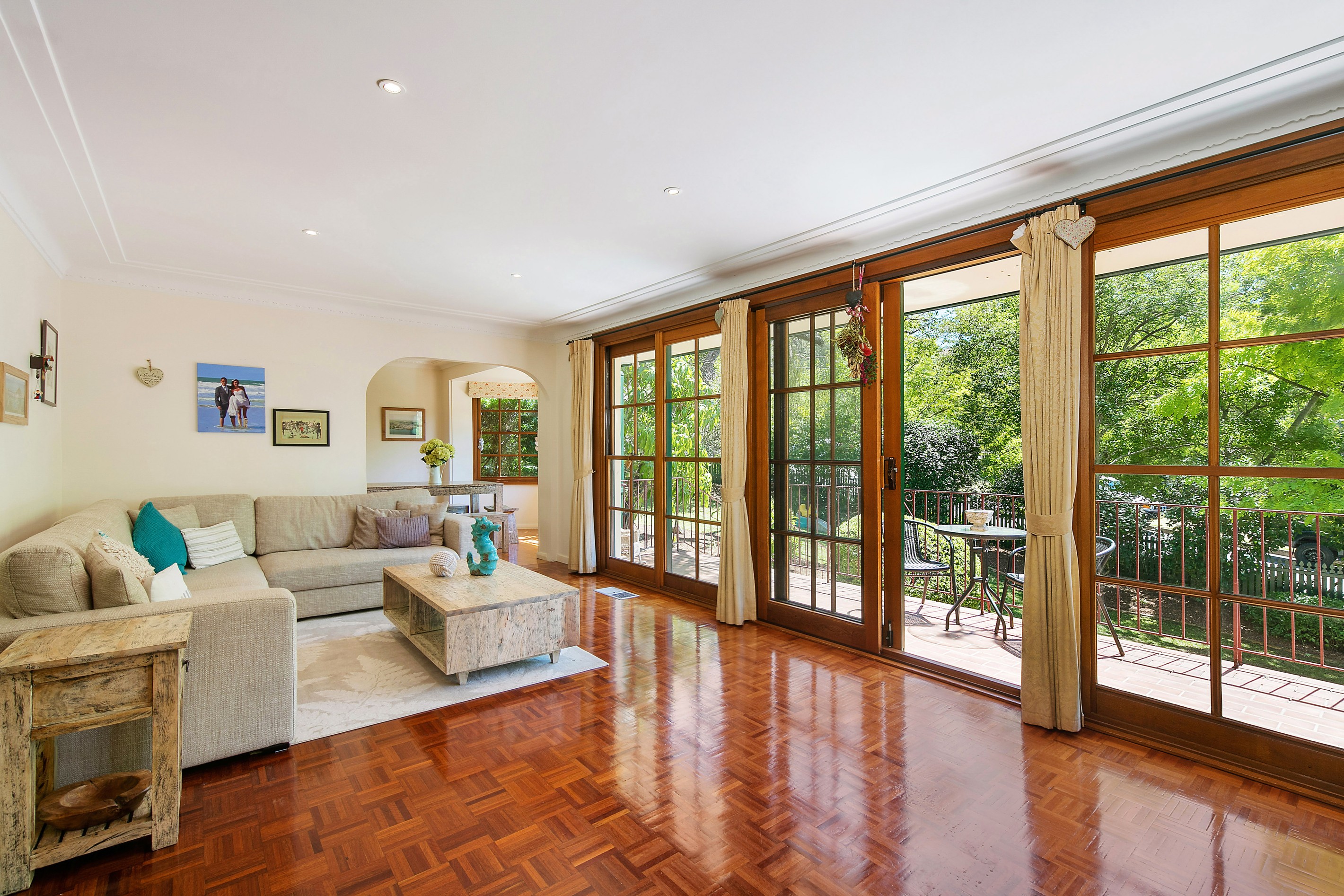 1 Derwent Avenue, Wahroonga, NSW 2076