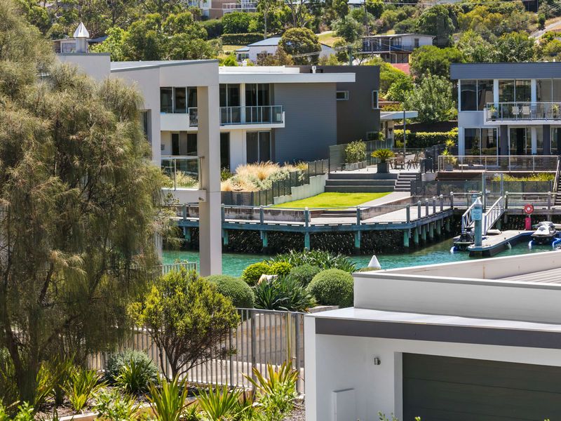 2/121 Rymer Avenue, Safety Beach, VIC 3936