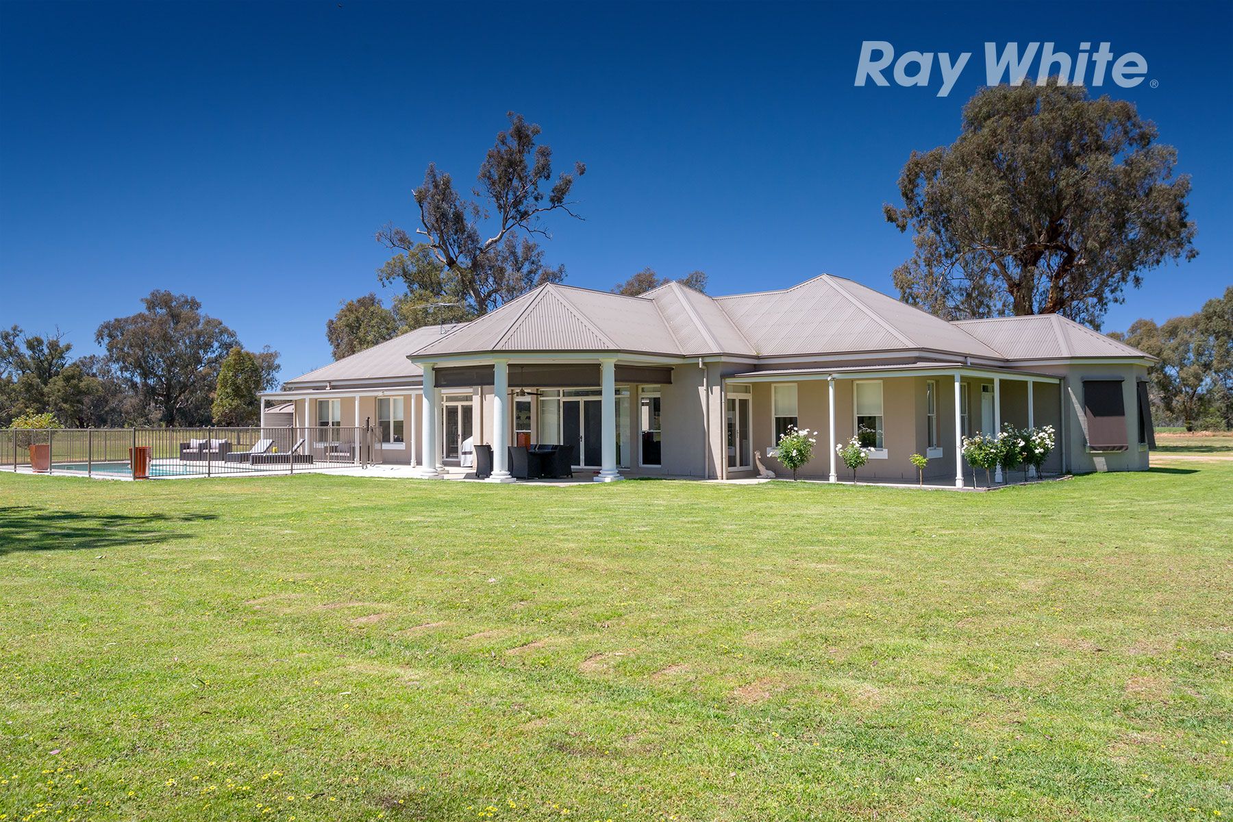59 Burma Road, Table Top NSW 2640