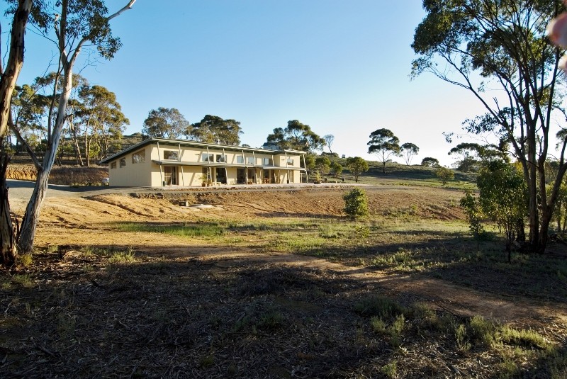 154 Spring Gully Road, Clare, SA 5453