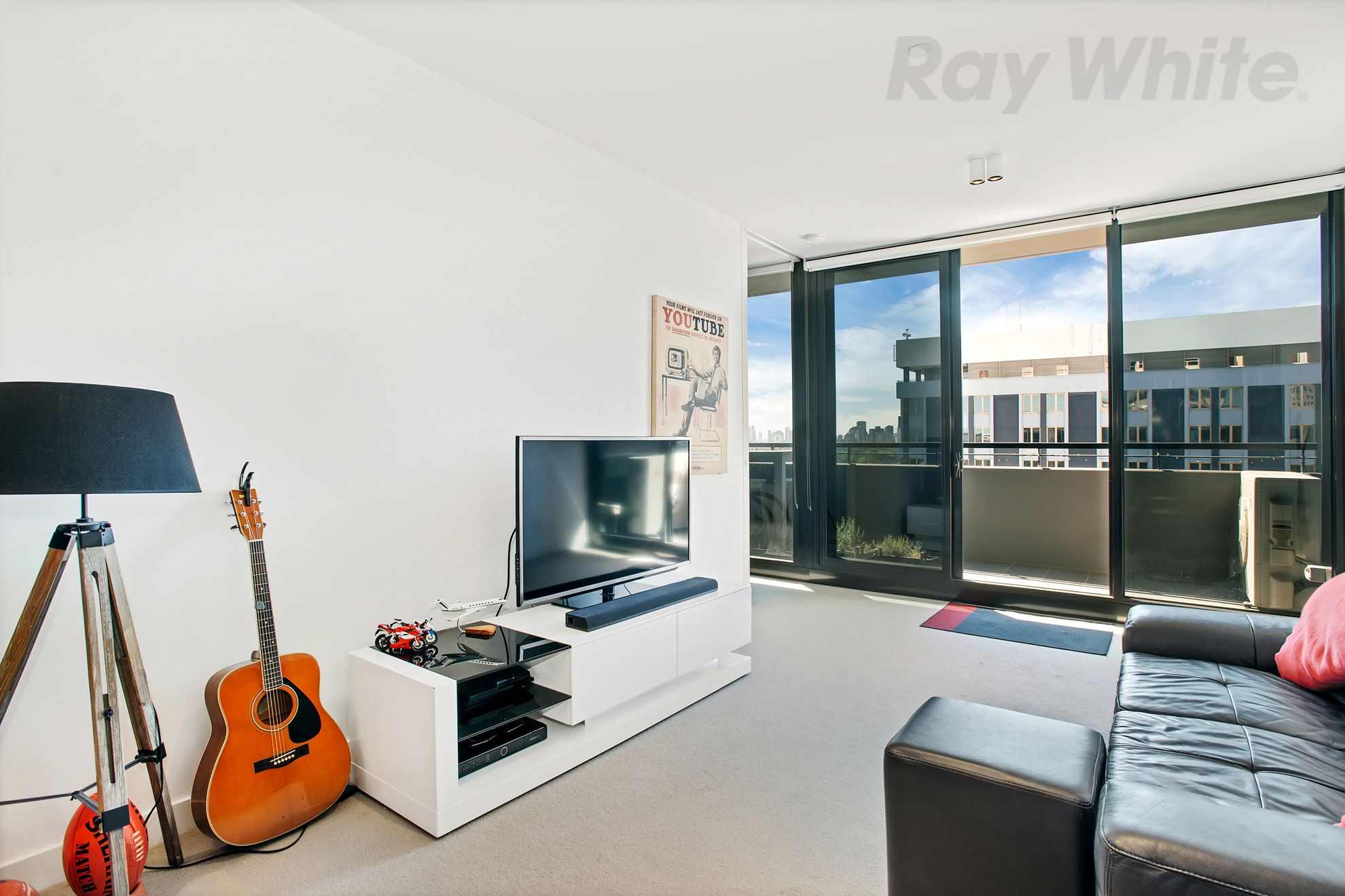1116/74 Queens Road, Melbourne, VIC 3004