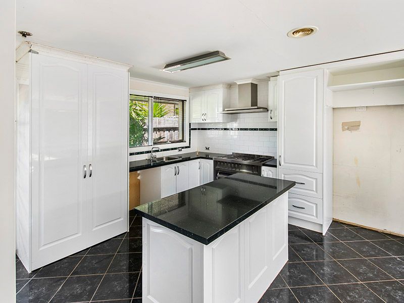 47 James Cook Drive, Melton West, VIC 3337
