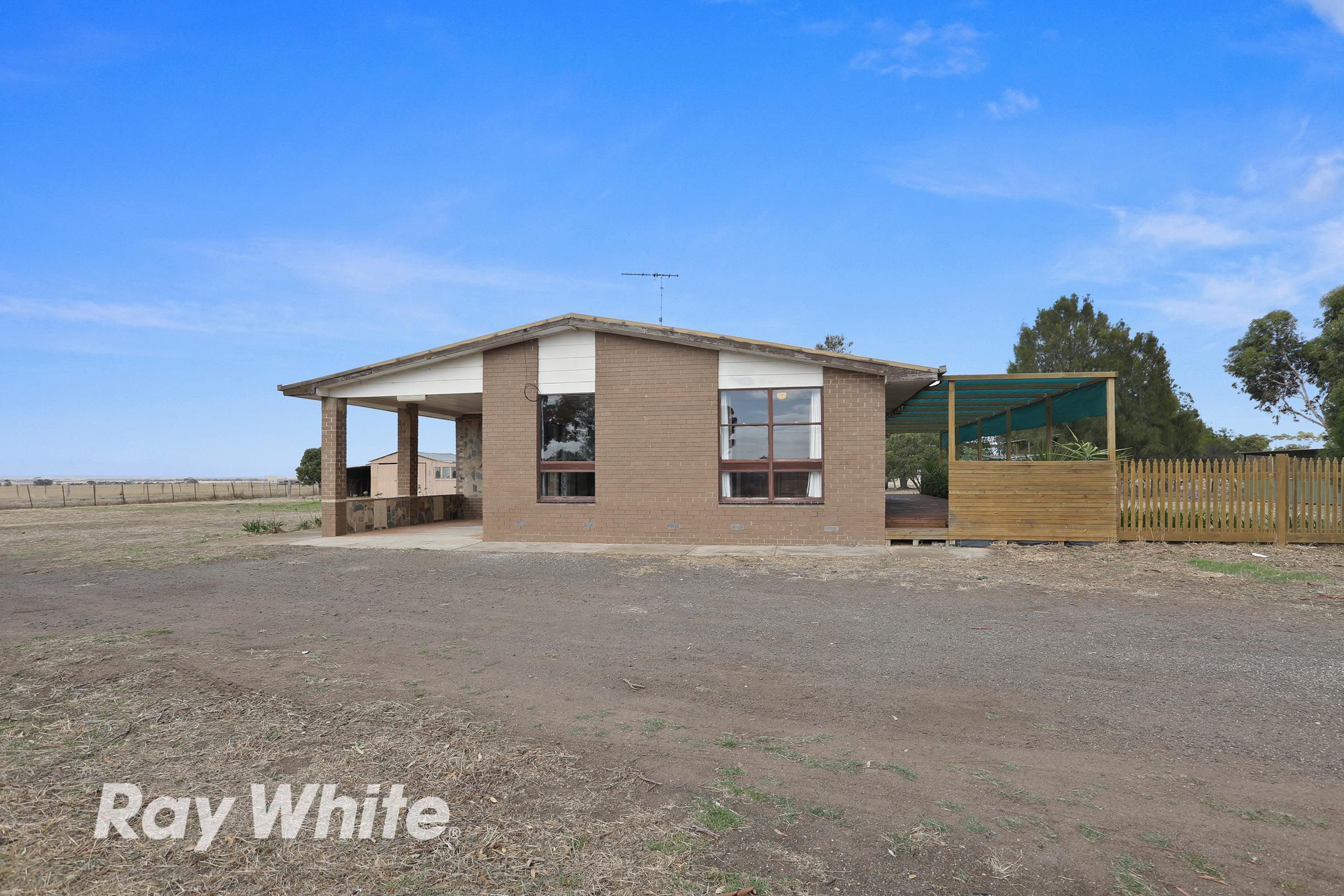 150 Darlington Drive, ANAKIE VIC 3213