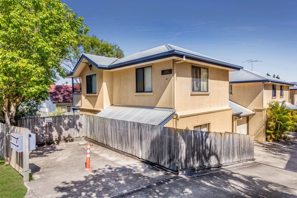 6 Rainey Street, Chermside QLD 4032