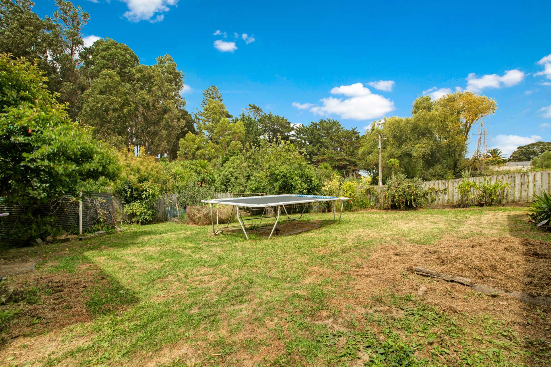 11 Mitchell Road, Surfdale, Waiheke Island Real Estate Ray White