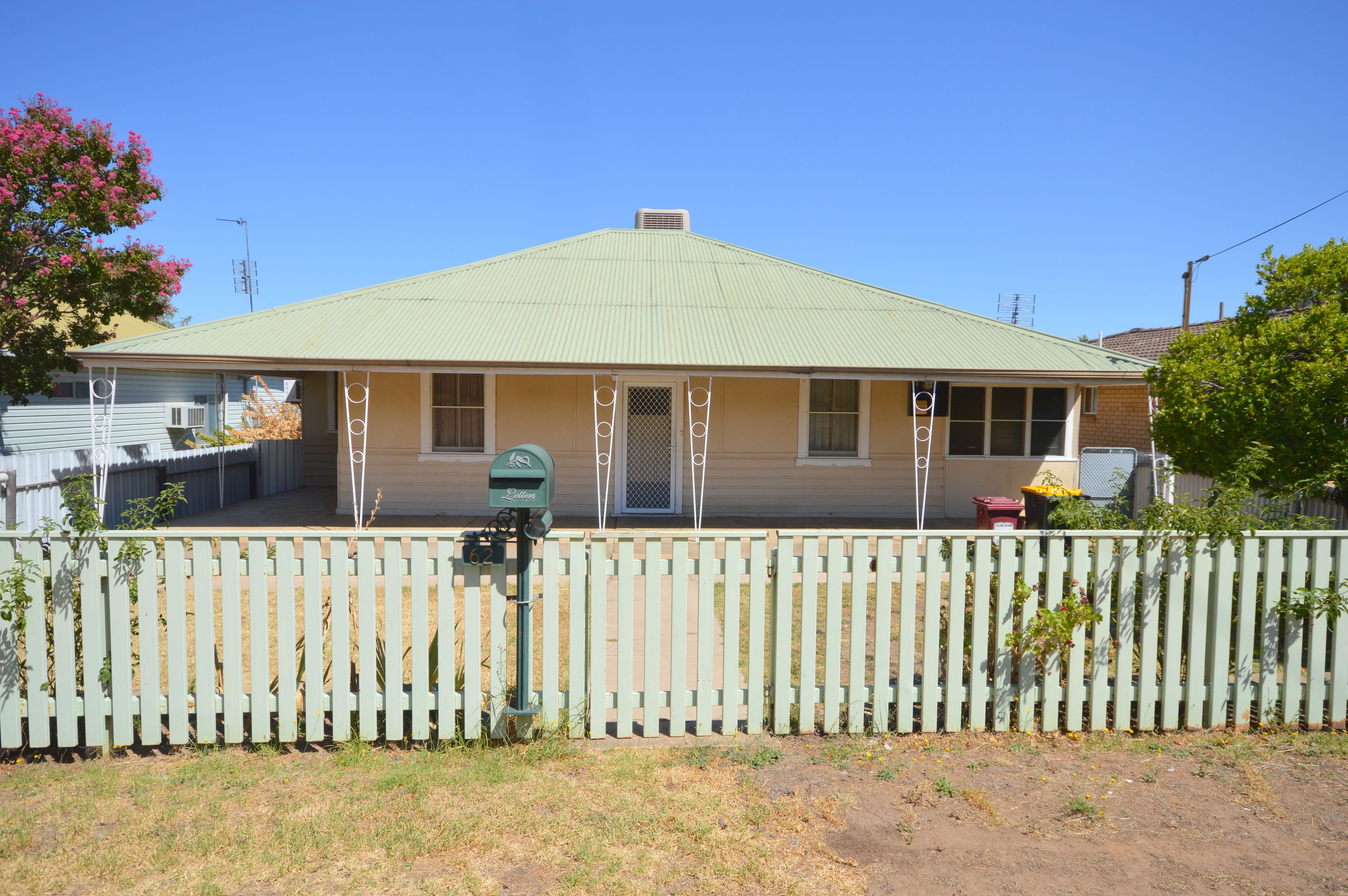 62 Lachlan Street