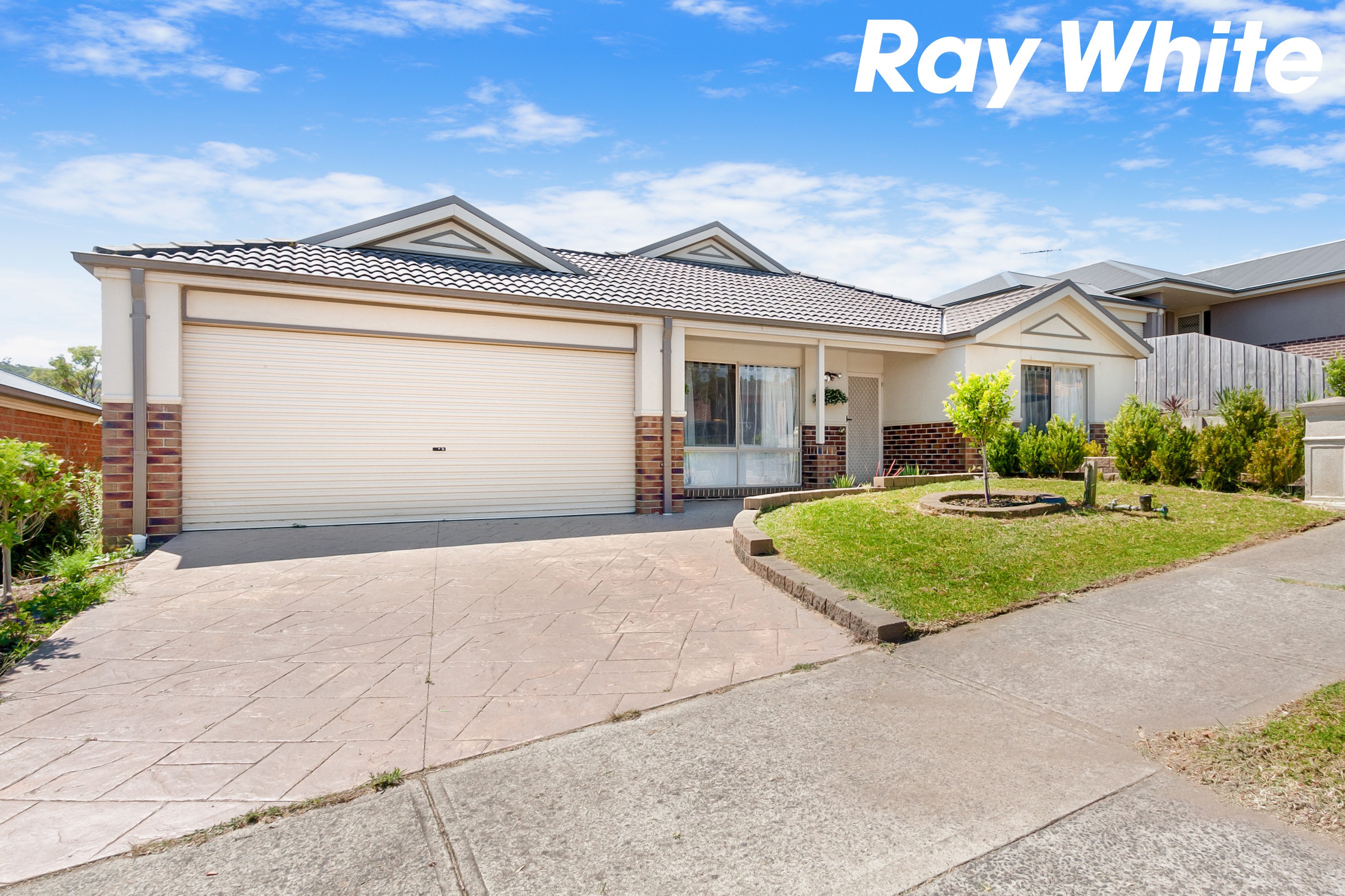 11 Silver Gum Drive, Pakenham, VIC 3810