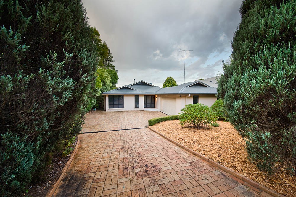 64 Brightlands Avenue, Blackheath, NSW 2785