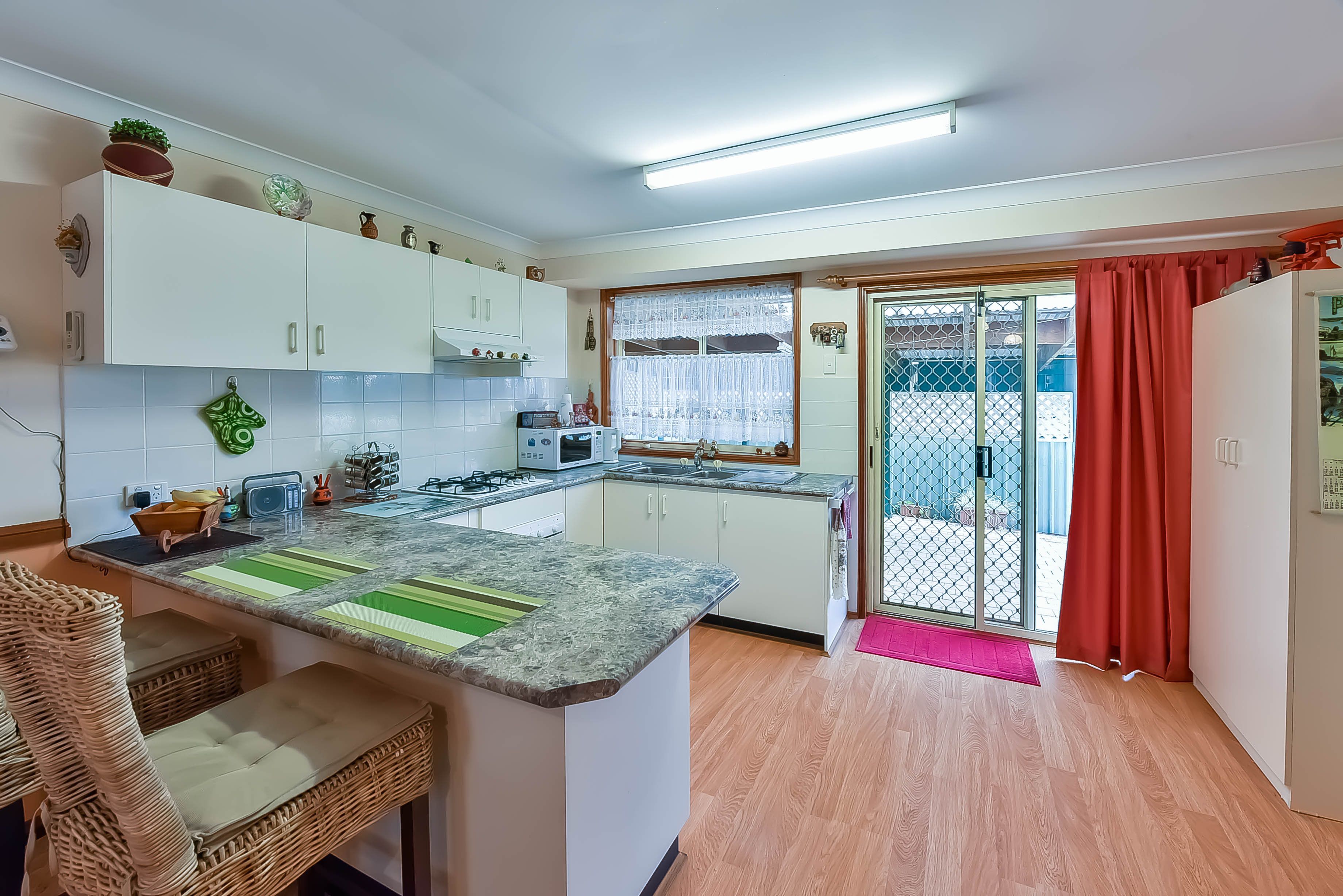 2/10 Azalea Place, Macquarie Fields, NSW 2564