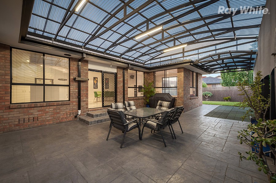 42 Arthur Phillip Way, Mill Park, VIC 3082