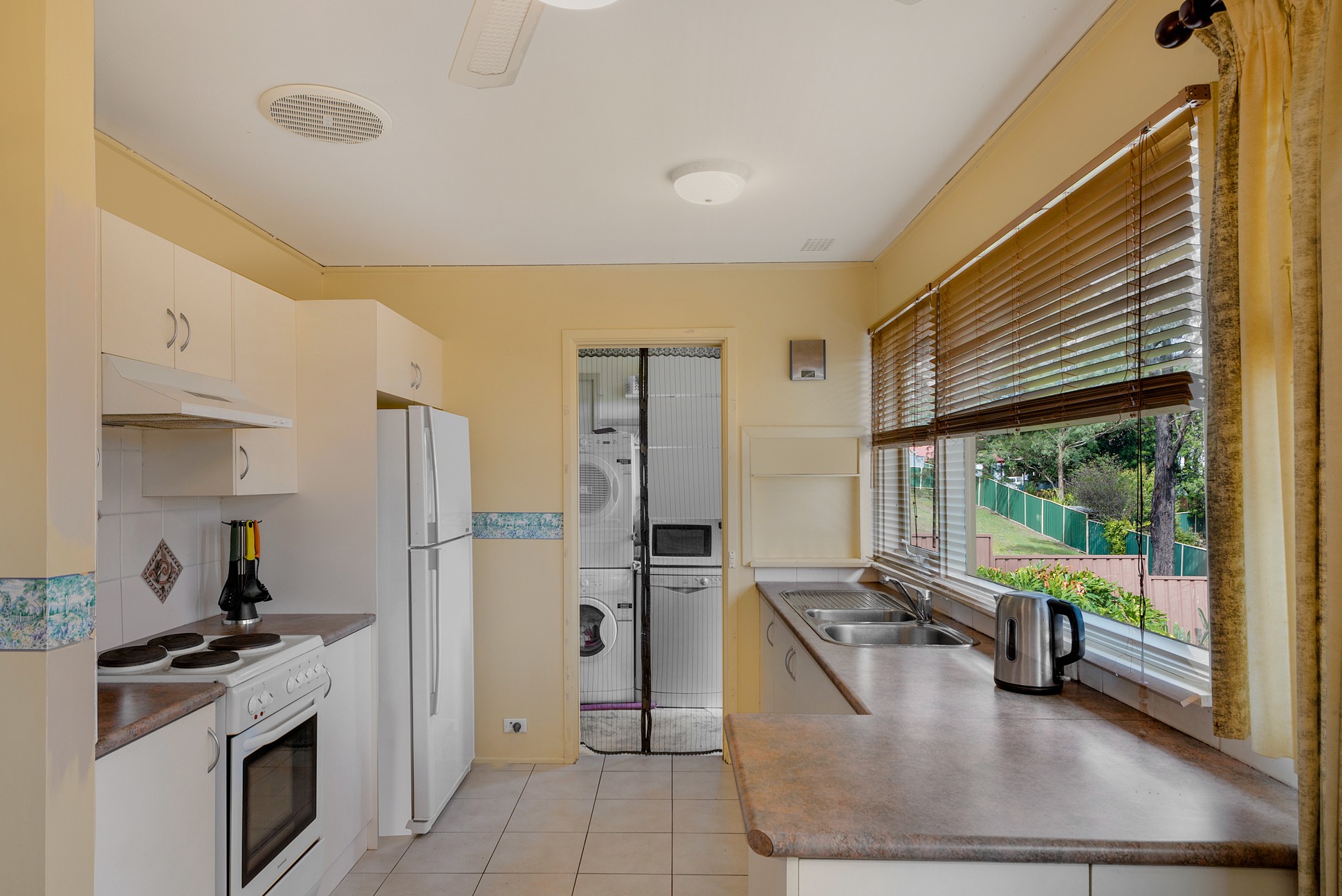 45 Raymond Avenue, Campbelltown, NSW 2560