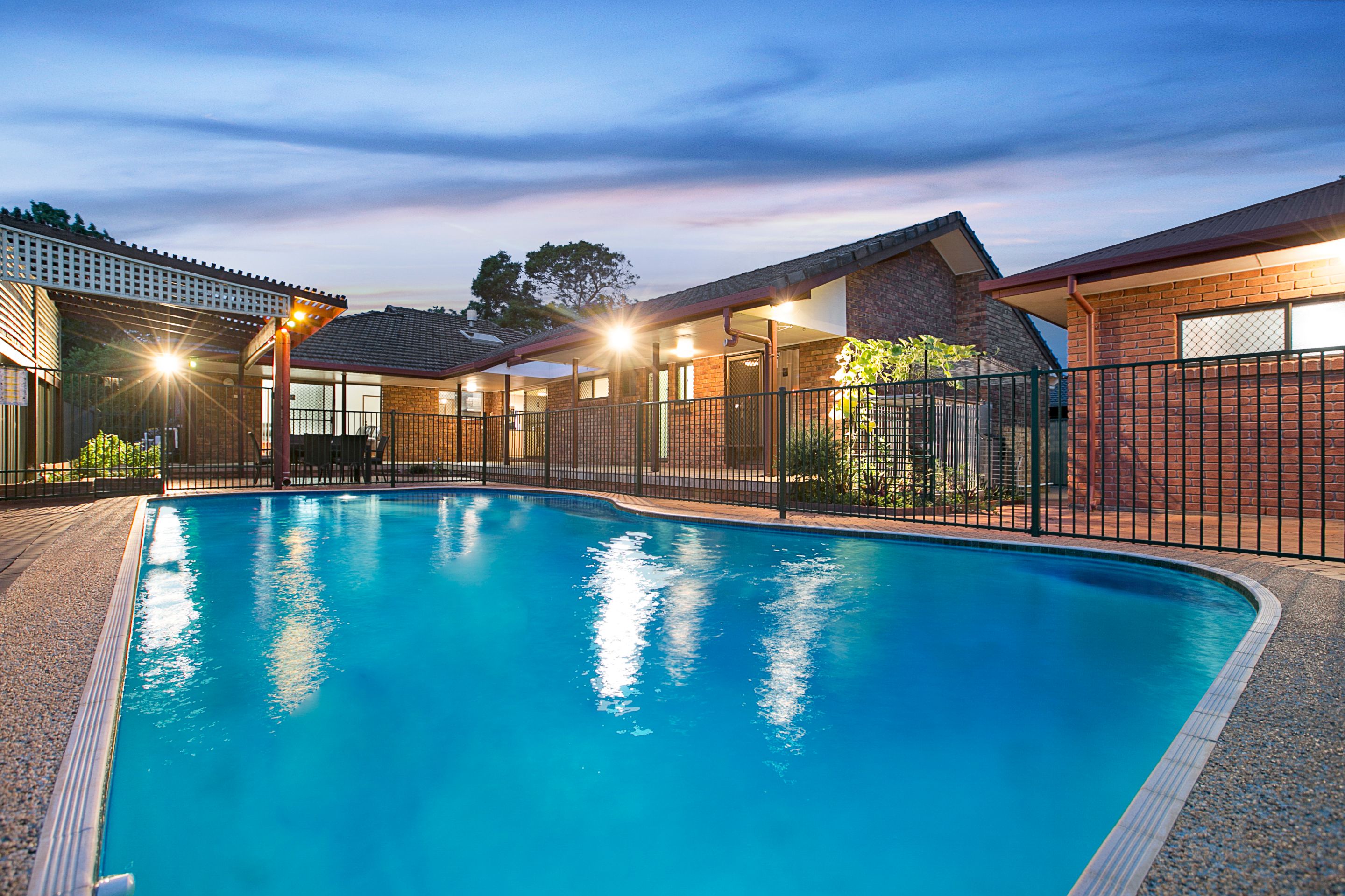 41 Faringdon Street, Robertson, QLD 4109